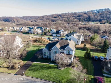 715 Ramblewood Dr, Easton, PA 18040 - photo 2