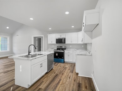 259 Peterson Ave, Auburn, KY 42206 - photo 6