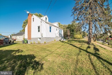 4704 Hazelwood Ave, Baltimore, MD 21206 - photo 3