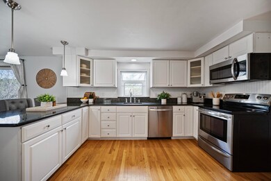 33 Pinecrest Ln, Durham, NH 03824 - photo 5