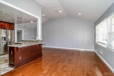14 Cody St, Fords, NJ 08863 - photo 6