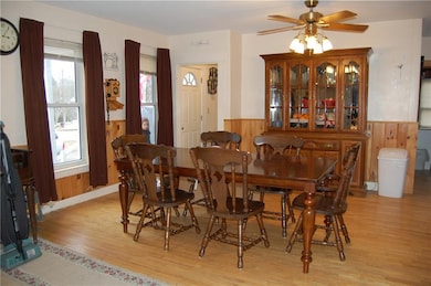 37 Mitchell St, Mechanic Falls, ME 04256 - photo 7