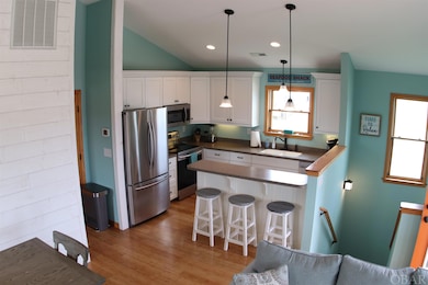 300 E Clark St, Kill Devil Hills, NC 27948 - photo 3