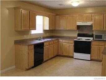 Spacious kitchen