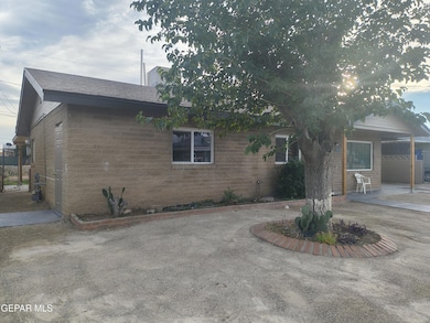 4908 Blue Ridge Cir, El Paso, TX 79904 - photo 4