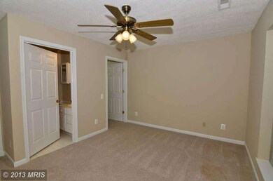 46880 Clarion Terrace unit 100, Sterling, VA 20164 - photo 5