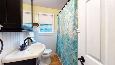 25 Lamoille St, Essex Junction, VT 05452 - photo 6