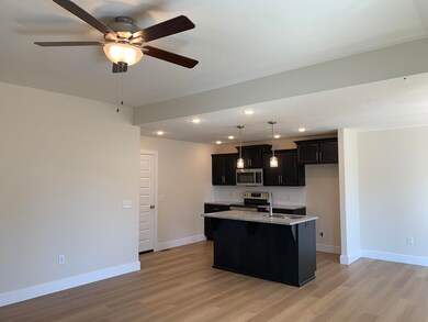 849 E Acacia