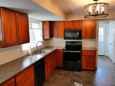 627 W 9th St, Marysville, OH 43040 - photo 6