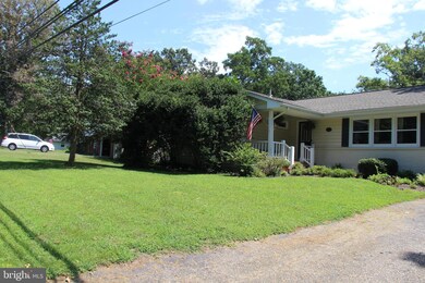 23002 Town Creek Dr, Lexington Park, MD 20653 - photo 3