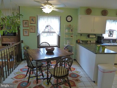 5667 French Ave, Sykesville, MD 21784 - photo 2