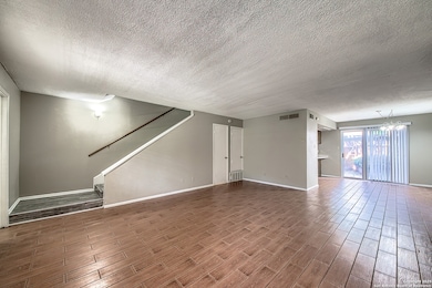 8715 Starcrest Dr unit 48, San Antonio, TX 78217 - photo 2