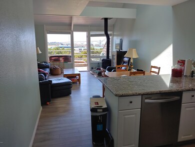 423-424 423 View from Kitchen