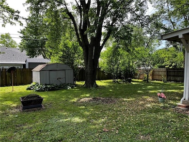 107 SW 19th St, Oak Grove, MO 64075 - photo 5