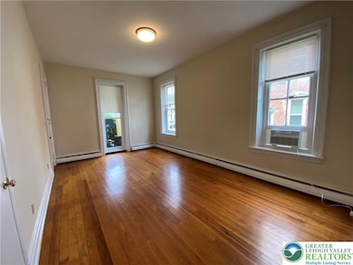 Great. room for gatherings