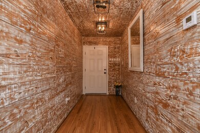 311 E 35th St, Houston, TX 77018 - photo 4