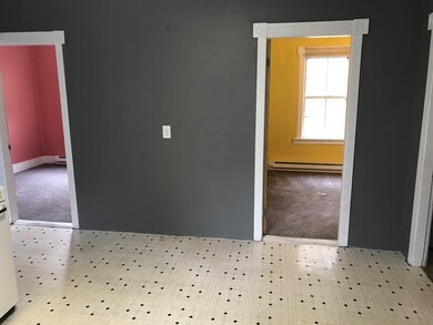 38 Tatman St unit 2, Worcester, MA 01607 - photo 4