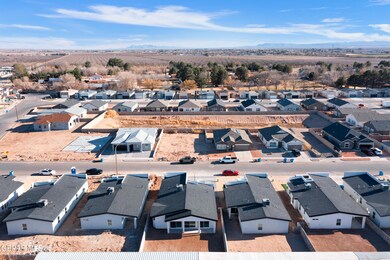 477 Plateau Dr, Socorro, TX 79927 - photo 5