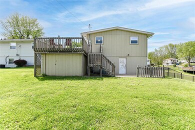 STORAGE ROOM BENEATH DECK