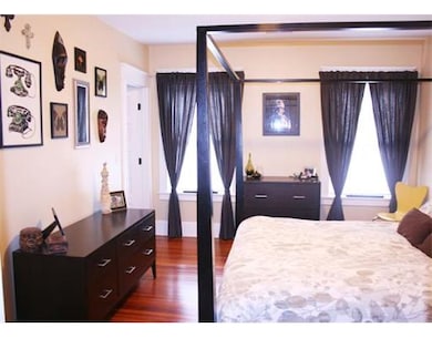 203 Hammond St, Waltham, MA 02451 - photo 6