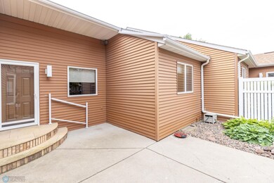 3335 W Prairiewood Dr S-6.jpg