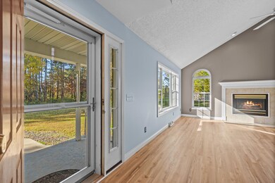 5558 Jacks Dr, Plover, WI 54467 - photo 4