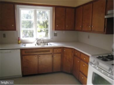 2115 Route 206, Belle Mead, NJ 08502 - photo 4