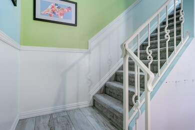 8126 N 32nd Dr-25