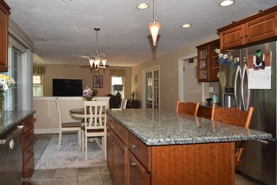 30 Perryville Rd, Rehoboth, MA 02769 - photo 4