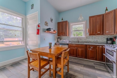 908 S Washington St, Marion, IN 46953 - photo 5