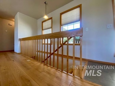 Staircase featuring baseboards