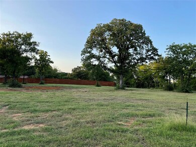 2303 Conway Ln, Denton, TX 76205 - photo 3