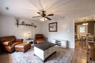 299 Greenwood Dr, Madison Heights, VA 24572 - photo 4