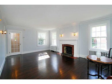 376 Broadway, Newport, RI 02840 - photo 4