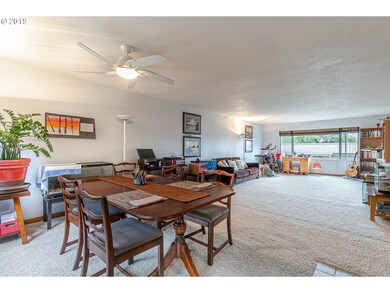 Living Room/Dining Room