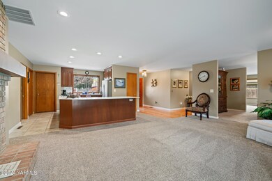 5606BristolWay2-13