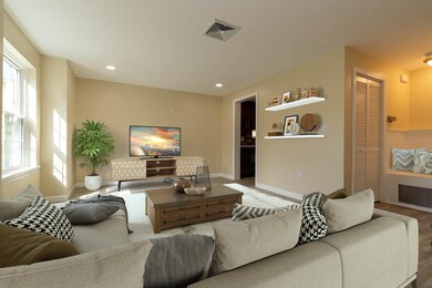 107 Franklin Street Extension unit 8, Derry, NH 03038 - photo 4