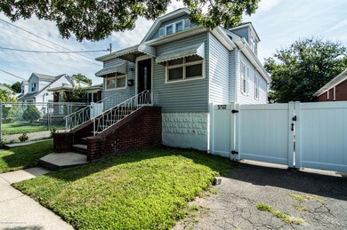 161 Maple Parkway-3