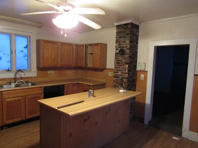 34 Meadow St, Littleton, NH 03561 - photo 4