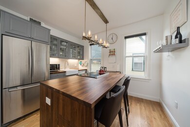 137 Florence St unit 2, Roslindale, MA 02131 - photo 3