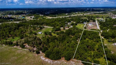 11630 Shawnee Rd, Fort Myers, FL 33913 - photo 3