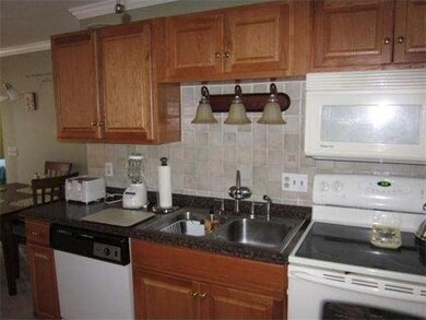 82 S Maple St unit 27, Westfield, MA 01085 - photo 4