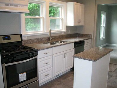 2812 Lafayette Rd, Erie, PA 16506 - photo 3