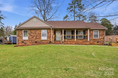 1610 Windyrush Ln, Gastonia, NC 28054 - photo 2