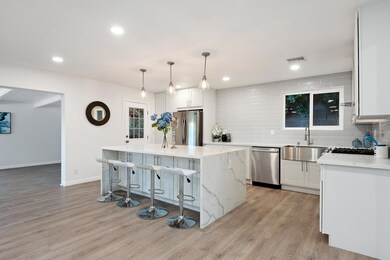 08 - Kitchen