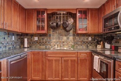 Kitchen 01