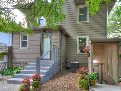 1147 36th St-9