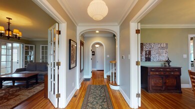 Elegant Entry