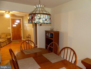 210 Stocksdale Ave, Reisterstown, MD 21136 - photo 7