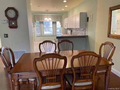 6 Oyster Cove Ln, Blue Point, NY 11715 - photo 3